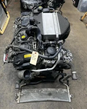 BMW 525i E39 M54B25 Engine 2001