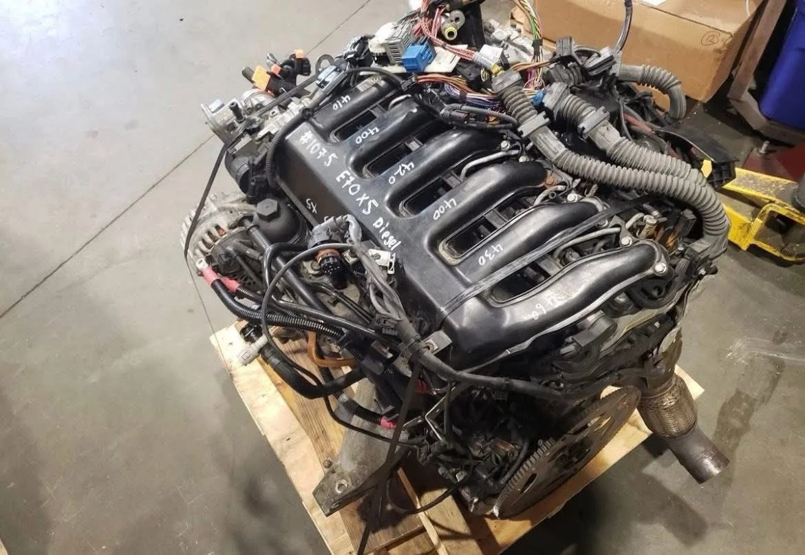 BMW 750i F01 N63B44O0 Engine 2010